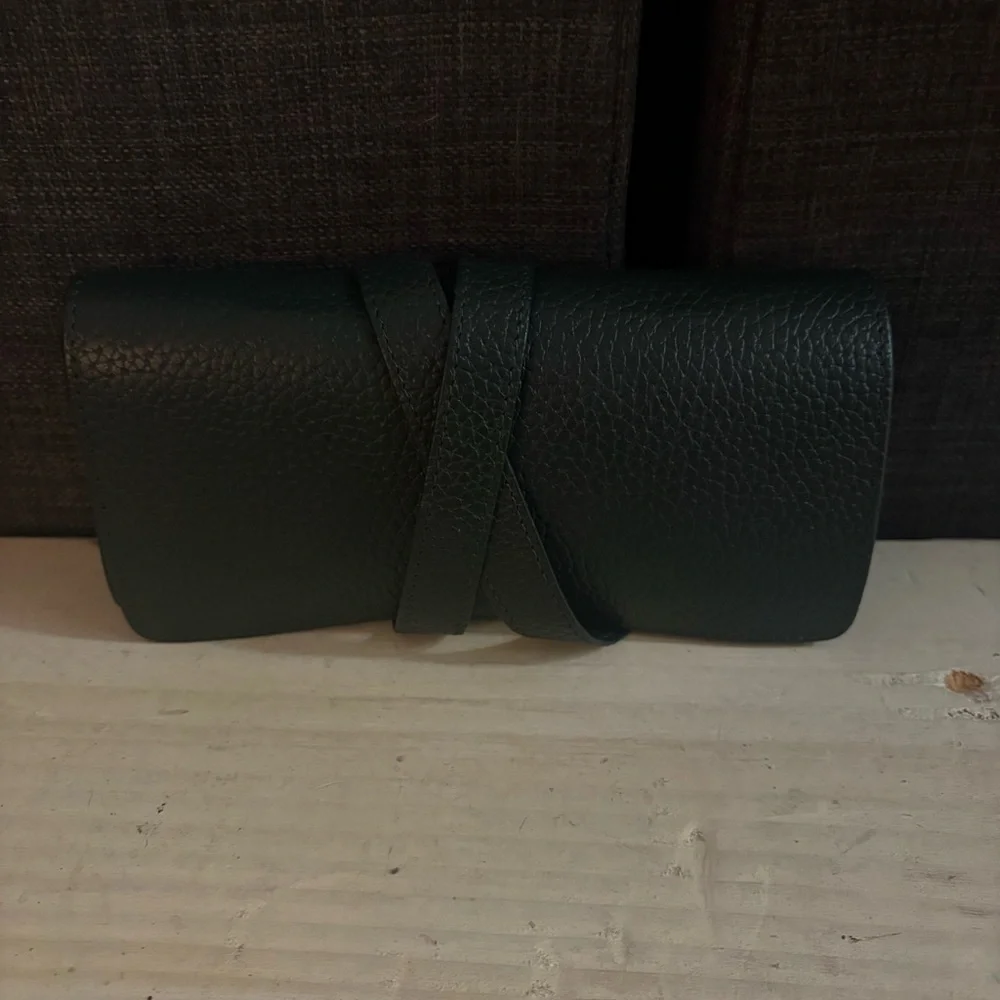 NEW ROYCE NEW YORK TECH CORD ORGANIZER ROLL Dark Green Genuine Leather